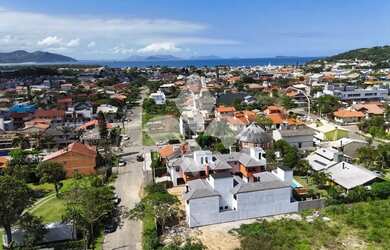 Imagem 1: Casa em Condomínio bairro Centro, Garopaba/SC