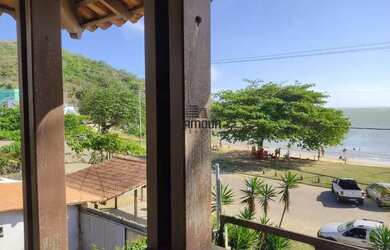 Imagem: A casa à venda possui 5 Dormitórios, 3 Banheiros, 3 Vagas