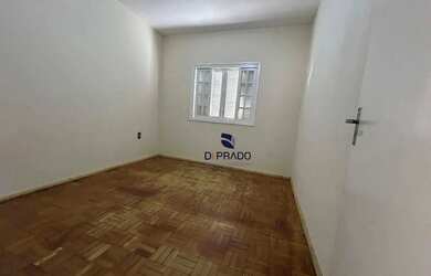 Imagem 6: Casa Antiga para Locação Ambientes Amplos e Localização Privilegiada. ( ATENÇÃO: Este não