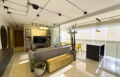 Imagem: O apartamento possui 3 Dormitórios, 4 Banheiros, 2 Vagas na