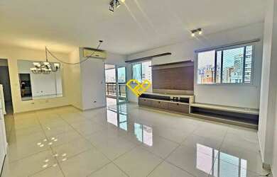 Imagem: O apartamento possui 3 Dormitórios, 4 Banheiros, 2 Vagas na