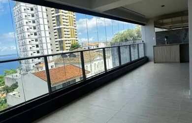 Imagem: O apartamento possui 3 Dormitórios, 1 Banheiro, 2 Vagas na