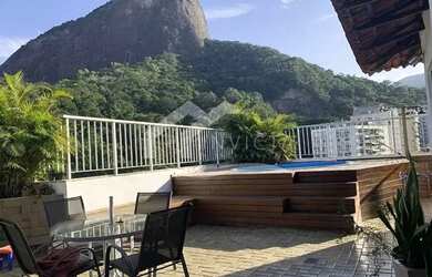 Imagem: O apartamento possui 4 Dormitórios, 5 Banheiros, 2 Vagas na