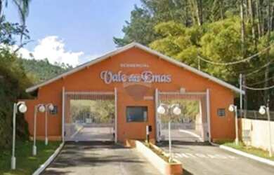 Imagem: O terreno possui 360m² de Área e está localizado em Bragança