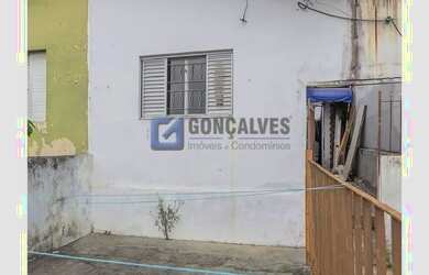 Imagem: O terreno possui 240m² de Área e está localizado em Baeta