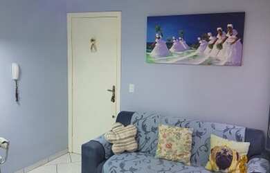 Imagem: O apartamento possui 2 Dormitórios, 1 Banheiro, 1 Vaga na garagem