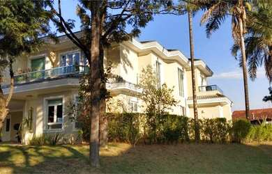 Imagem 1: Esquina Maravilhosa. Churrasqueira, 500m² de Área, 4 Vagas na garageme4...