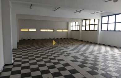 Imagem: O depósito possui 974m² de Área e está localizado em Planalto