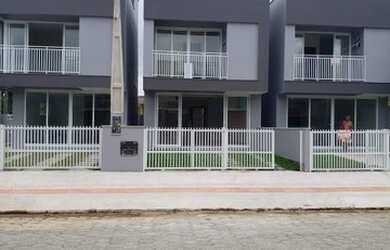 Imagem: Sobrado para venda tem 92 metros quadrados com 2 quartos em