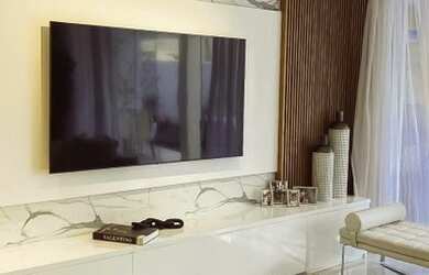 Imagem: A casa em condomínio possui 4 Dormitórios, 4 Banheiros, 2