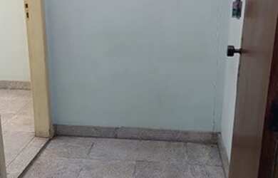 Imagem: O depósito possui 20m² de Área e está localizado em Lourdes