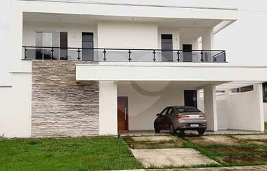 Imagem: A casa em condomínio possui 4 Dormitórios, 5 Banheiros, 2