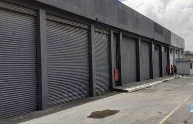 Imagem: O depósito possui 5 Vagas na garagem, 1.000m² de Área e