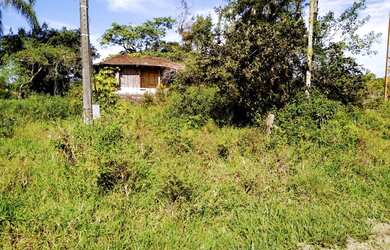 Imagem: O terreno possui 360m² de Área e está localizado em Balneário