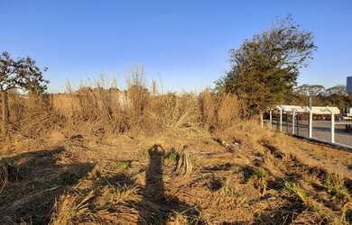 Imagem: O terreno possui 25.420m² de Área e está localizado em Distrito