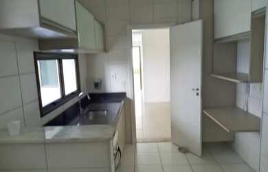 Imagem 15: Apartamento de 2 quartos com área privativa de 112,00 m² e 2 garagens...