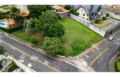 Imagem: O terreno possui 1410m² de Área, Imóvel novo e está localizado