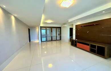 Imagem: O apartamento possui 3 Dormitórios, 5 Banheiros, 3 Vagas na