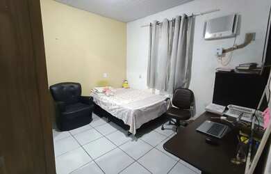 Imagem 5: //Casa com quintal espaçoso no Jorge Teixeira