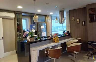 Imagem: O apartamento possui 4 Dormitórios, 4 Banheiros, 3 Vagas na