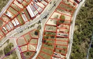 Imagem: O terreno possui 349m² de Área e está localizado em Parque