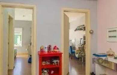 Imagem 14: Possui 3 dormitórios sendo 1 ampla suíte com closet e sacada, living em conceito aberto, c