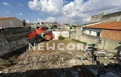 Imagem: O terreno possui 315m² de Área e está localizado em Vila