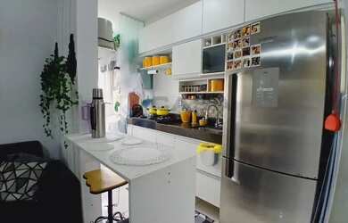 Imagem: O apartamento possui 2 Dormitórios, 1 Banheiro, 1 Vaga na garagem