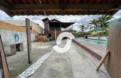 Imagem 2: Casa 3 quartos. Piscina, Varanda, Área de serviçoe160m² de Área