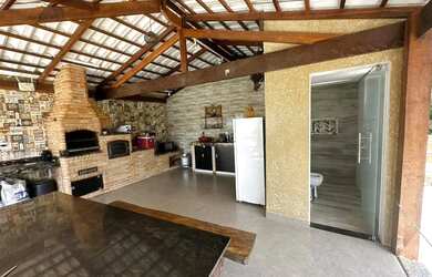 Imagem: O depósito possui 650m² de Área e está localizado em Colonial