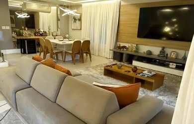 Imagem 2: Imóvel para aluguel possui 250 metros quadrados com 5 quartos