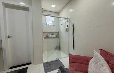 Imagem 8: SOBRADO DE ÓTIMO PADRÃO À VENDA NO RESID. SOLAR DA TOSCANA EM APUCARANA