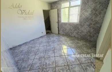 Imagem: O apartamento possui 3 Dormitórios, 1 Banheiro, 1 Vaga na garagem