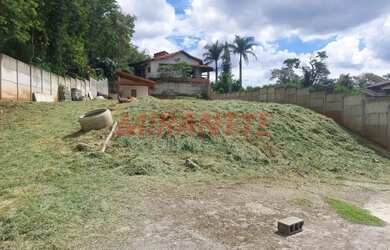 Imagem: O terreno possui 800m² de Área e está localizado em Roseira