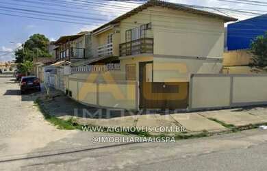 Imagem: A casa possui 2 Dormitórios, 1 Banheiro, 2 Vagas na garagem