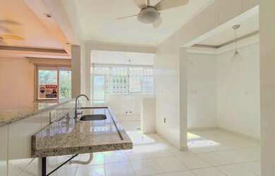 Imagem: O apartamento possui 2 Dormitórios, 2 Banheiros, 75m² de Área