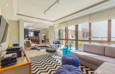 Imagem: O apartamento e possui 3 Dormitórios, Suítes, 3 Banheiros