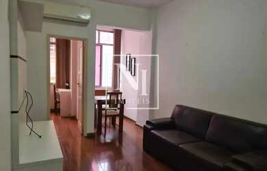 Imagem: O apartamento possui 2 Dormitórios, 2 Banheiros, 60m² de Área