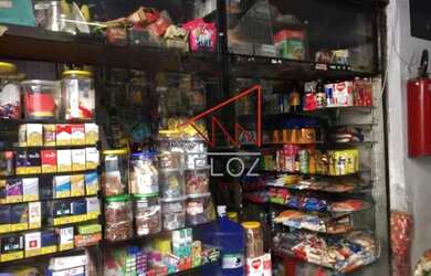 Imagem: O depósito possui 7m² de Área e está localizado em Catete