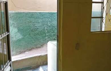 Imagem: A casa possui 1 Dormitório, 1 Banheiro e está localizado