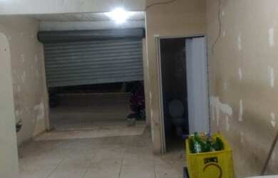 Imagem 1: Ponto comercial. 48m² de Áreae1 Banheiro