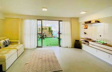 Imagem 4: Cobertura com vista sobre o Morro Dois Irmãos à venda no Leblon