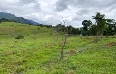 Imagem 9: Terrenos Pé na Água da Represa do Jaguari a Venda no Paiol Grande em...