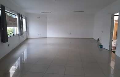 Imagem: O depósito possui 85m² de Área e está localizado em Vila