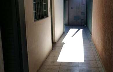 Imagem: A casa possui 2 Dormitórios, 1 Banheiro, 80m² de Área e