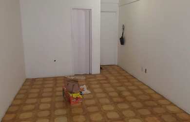 Imagem: O depósito possui 30m² de Área e está localizado em Brotas