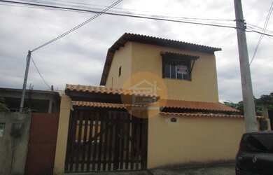 Imagem: A casa em condomínio possui 2 Dormitórios, 1 Banheiro, 3 Vagas