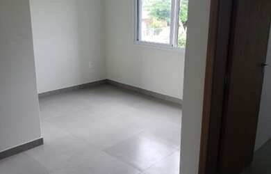 Imagem 8: Sobrado para venda tem 92 metros quadrados com 2 quartos em Pinguirito - Garopaba - SC