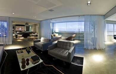 Imagem: O apartamento possui 3 Dormitórios, 5 Banheiros, 2 Vagas na