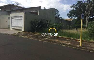 Imagem: O terreno possui 330m² de Área e está localizado em Jardim